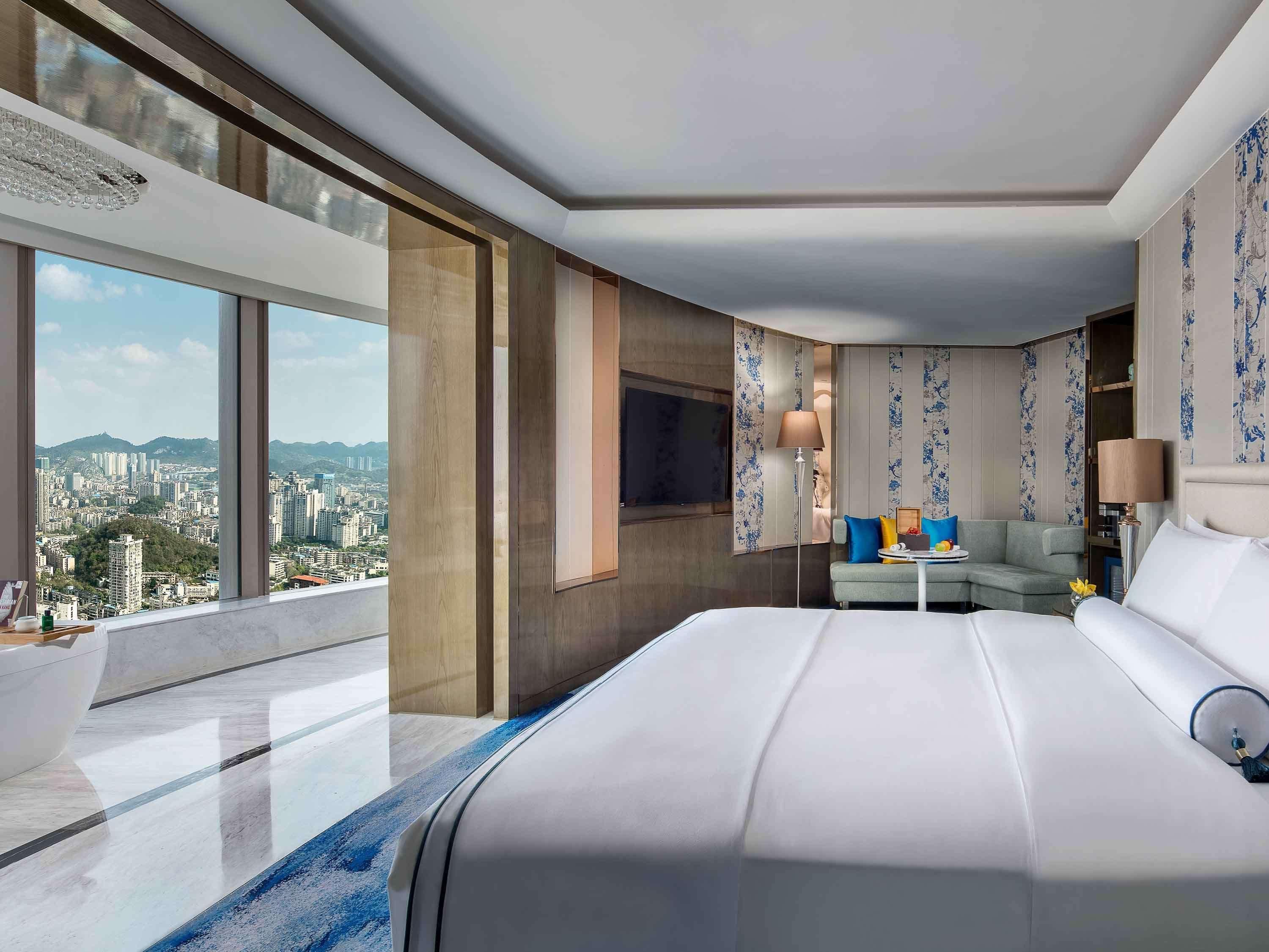 Sofitel Guiyang Hunter Hotel Exterior photo