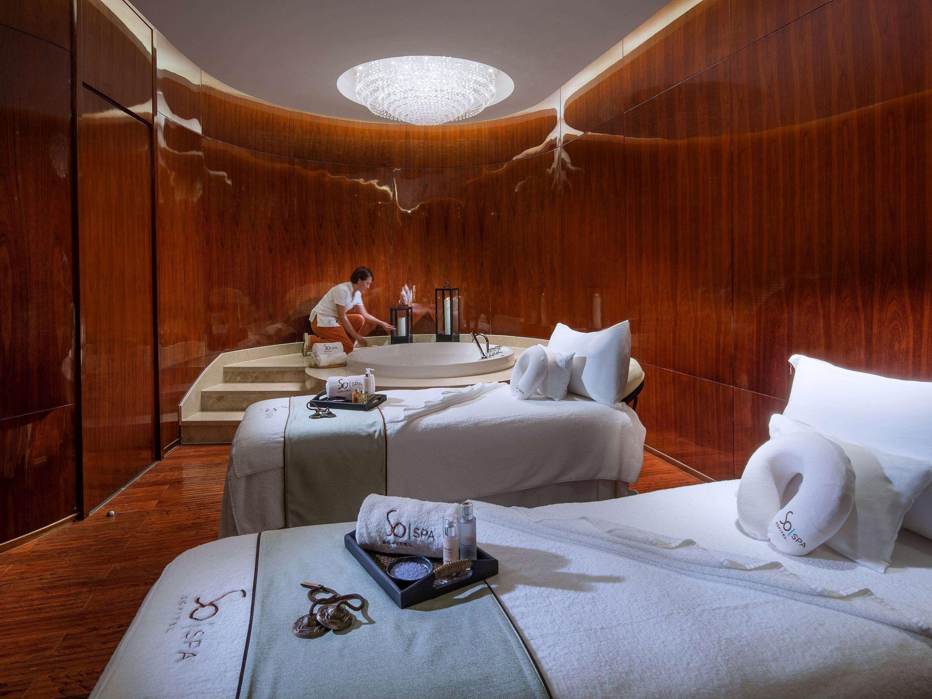 Sofitel Guiyang Hunter Hotel Exterior photo