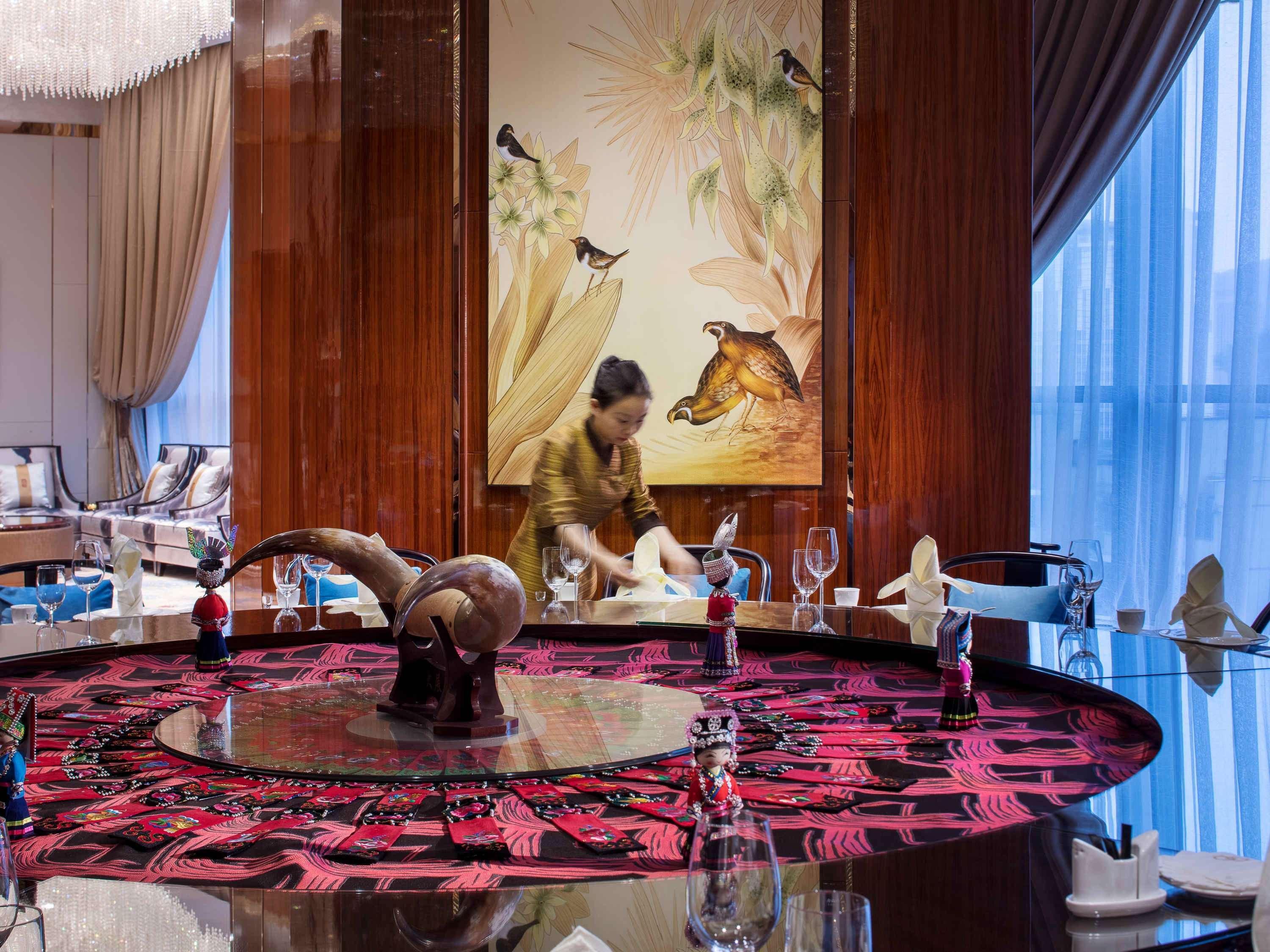 Sofitel Guiyang Hunter Hotel Exterior photo
