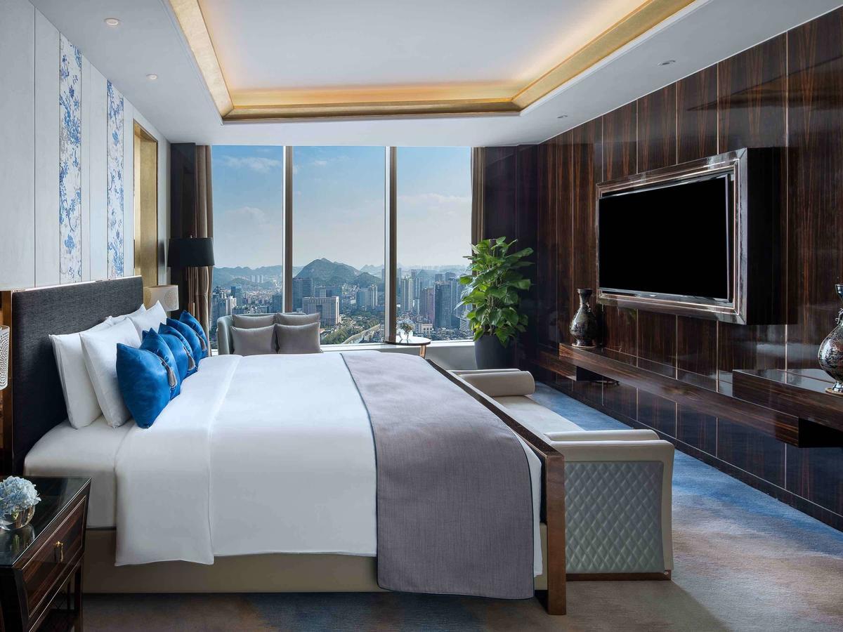 Sofitel Guiyang Hunter Hotel Exterior photo